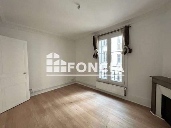 Location Appartement 2 pièces 45 m² - 7 RUE HERMANN LACHAPELLE Paris 75018