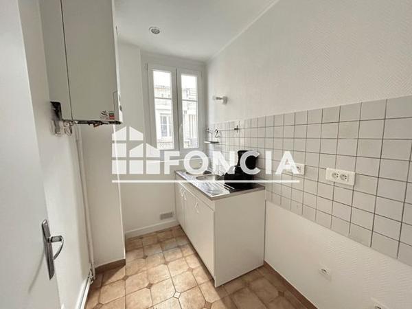 Location Appartement 2 pièces 45 m² - 7 RUE HERMANN LACHAPELLE Paris 75018