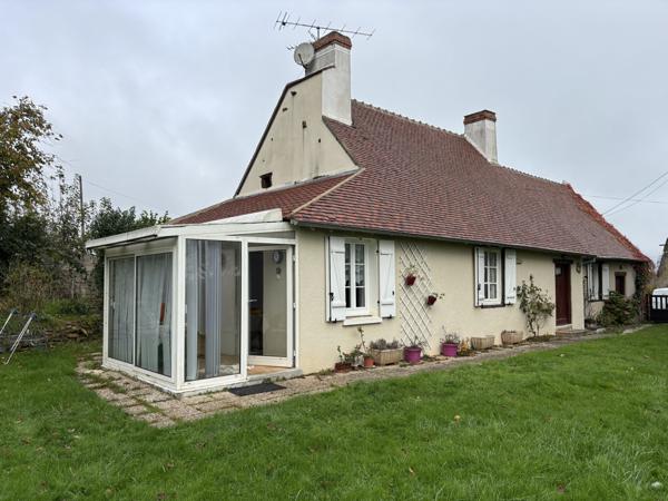 Montgivray - Longère de caractère sur 3639m² de terrain Montgivray (36400)