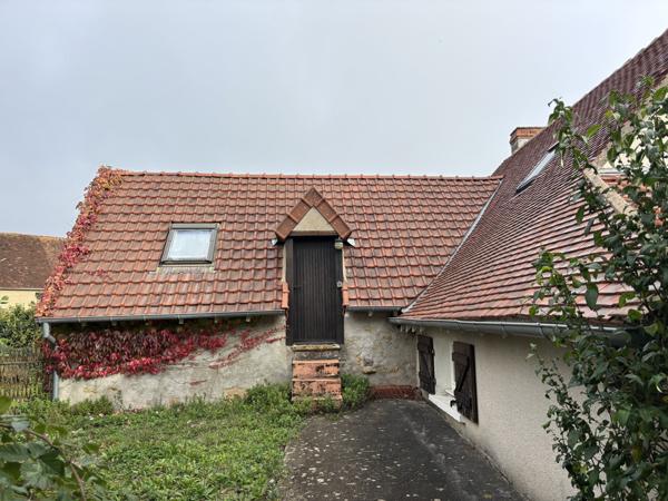 Montgivray - Longère de caractère sur 3639m² de terrain Montgivray (36400)