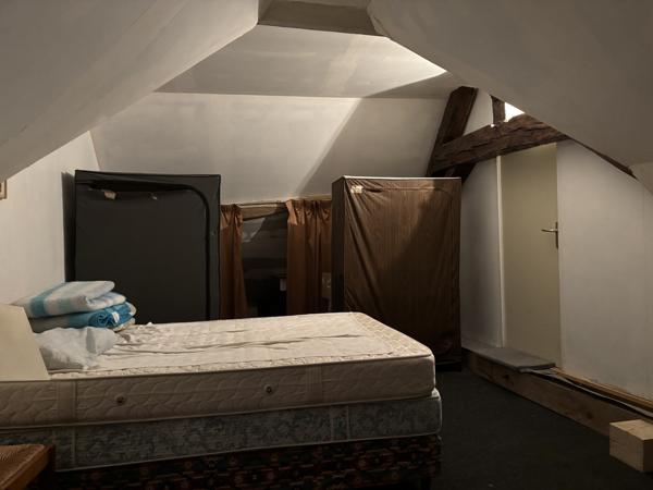 Montgivray - Longère de caractère sur 3639m² de terrain Montgivray (36400)