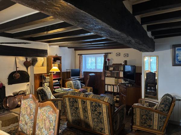 Montgivray - Longère de caractère sur 3639m² de terrain Montgivray (36400)