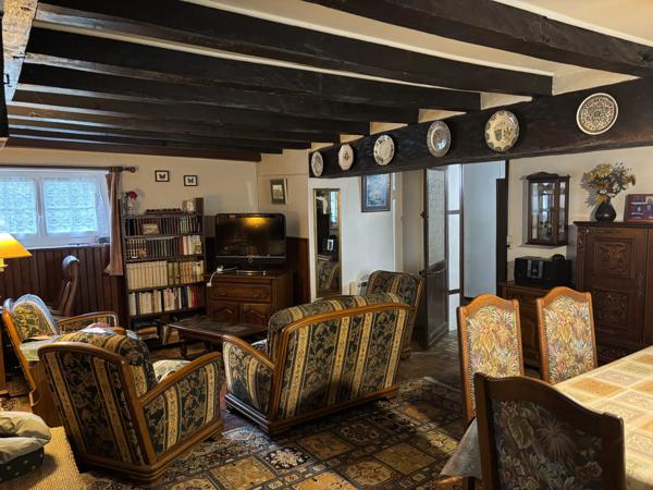 Montgivray - Longère de caractère sur 3639m² de terrain Montgivray (36400)