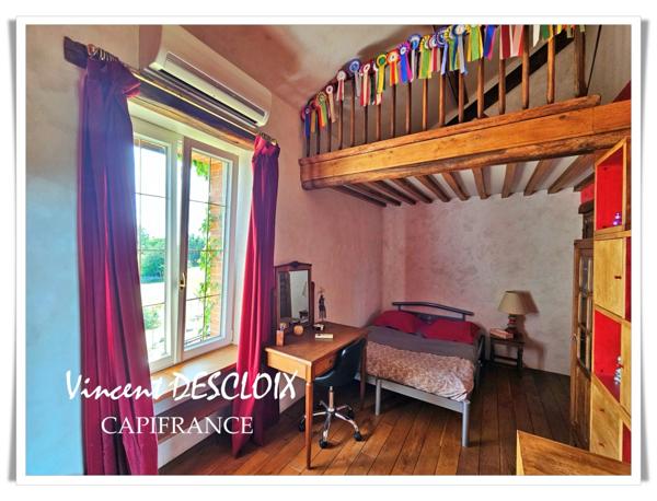 Propriété à vendre 7 pièces LA ROCHE EN BRENIL (21) Terrain 13 444m²