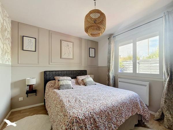 Maison à vendre 276 120 € Rochefort 4 p 78 m² DPE D