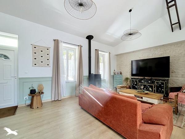Maison à vendre 276 120 € Rochefort 4 p 78 m² DPE D