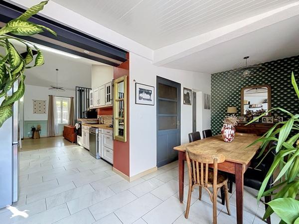 Maison à vendre 276 120 € Rochefort 4 p 78 m² DPE D