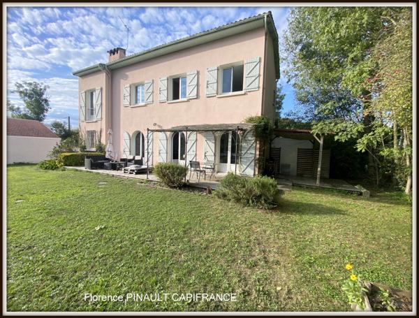 Maison à vendre 8 pièces ODOS (65)