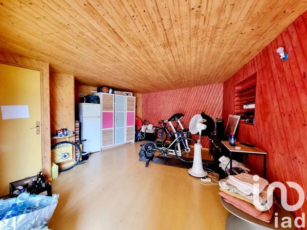 Maison à vendre 7 pièces 178 m² Neuville-de-Poitou