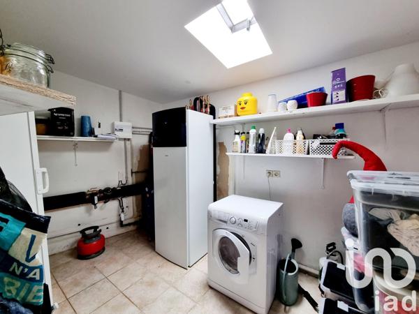 Maison à vendre 7 pièces 178 m² Neuville-de-Poitou