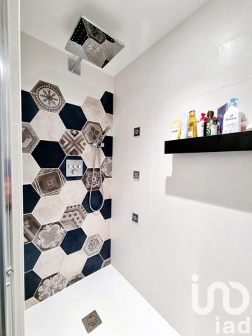 Maison à vendre 7 pièces 178 m² Neuville-de-Poitou