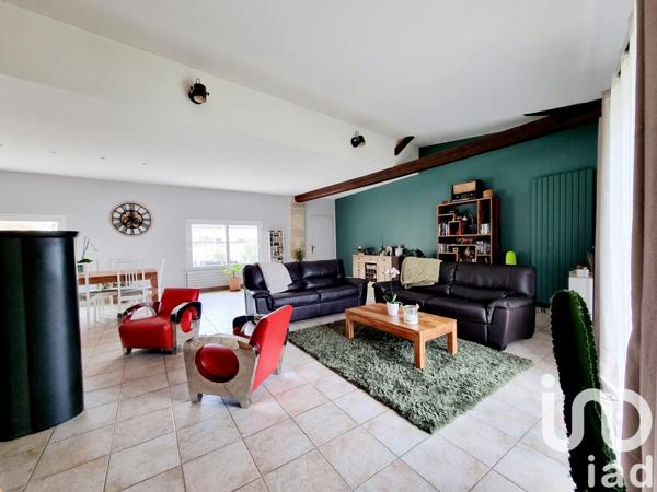 Maison à vendre 7 pièces 178 m² Neuville-de-Poitou