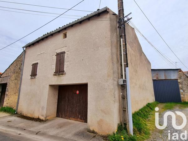Maison à vendre 7 pièces 178 m² Neuville-de-Poitou