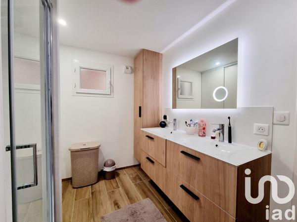 Maison à vendre 7 pièces 178 m² Neuville-de-Poitou