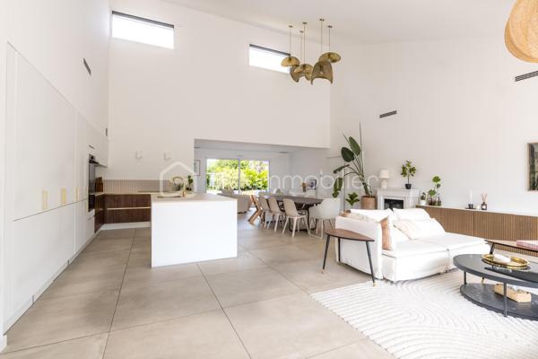 Maison contemporaine de 196 m²