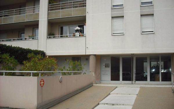 Appartement à louer    1 pièce • 17,54 m2 Villeurbanne