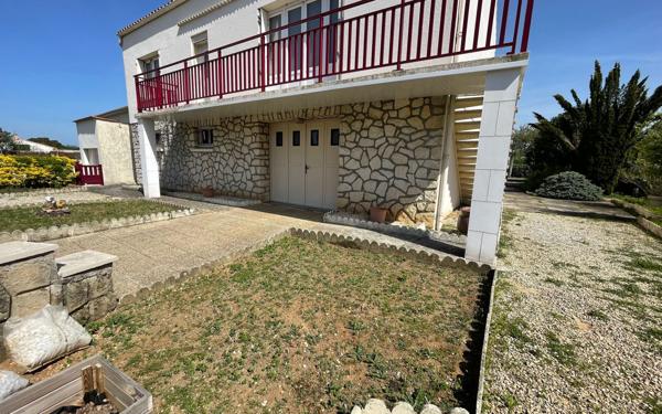 Maison à vendre    5 pièces •  Échillais