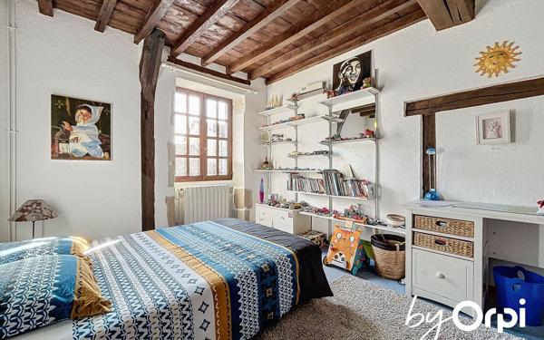 Maison à vendre    6 pièces • 232 m2 Gannat