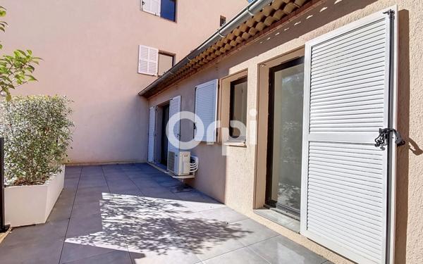 Appartement à vendre    3 pièces • 48 m2 Six-Fours-les-Plages