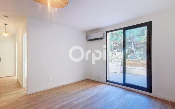 Appartement à vendre    3 pièces • 48 m2 Six-Fours-les-Plages