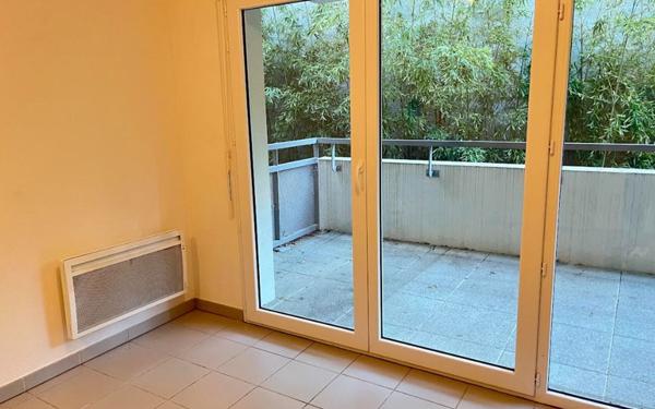 Appartement à louer    1 pièce •  Nîmes