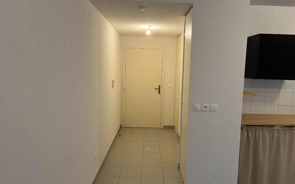 Appartement à louer    1 pièce •  Nîmes