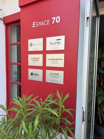 BORDEAUX CENTRE – BUREAUX MEUBLÉS ET ÉQUIPÉS DANS UN ESPACE PROFESSIONNEL RECONNU