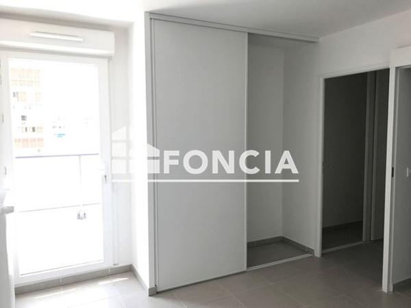 Location Appartement 2 pièces 46.52 m² - 61 RUE DE VERTUS - COTE BAILLE Marseille 13005