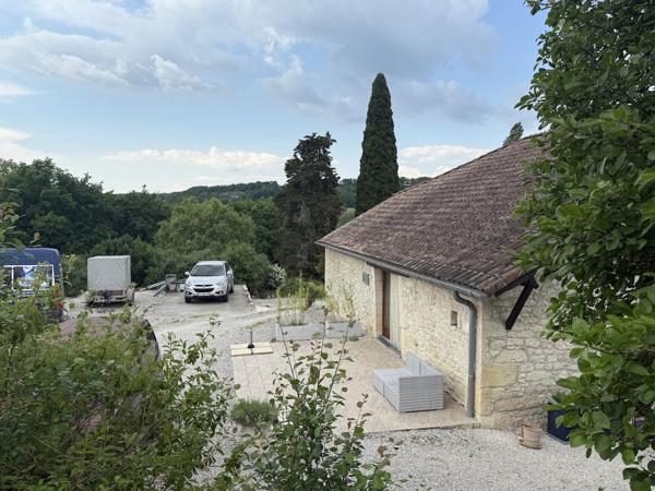 Montaigu-de-Quercy (82150) Montaigu de Quercy Grange rénovée et maison en pierre, piscine et 2.6 hectares