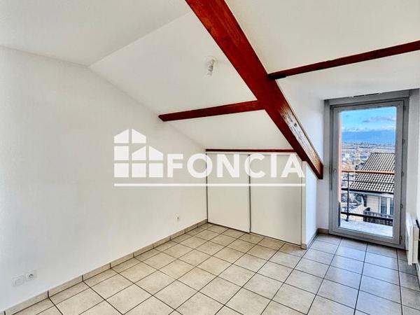 À vendre Appartement 4 pièces 80 m² - Gex 01170