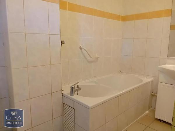 Appartement à louer 1 pièce 39.87m²