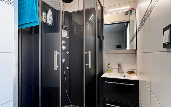 Maison à vendre    6 pièces •  Le Teich