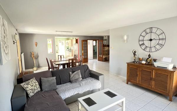 Maison à vendre    6 pièces •  Le Teich