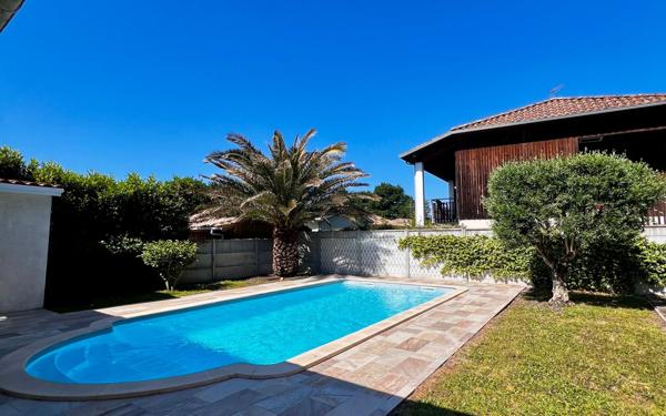 Maison à vendre    6 pièces •  Le Teich