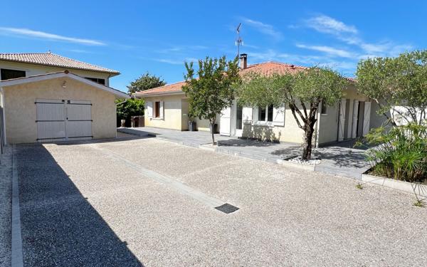 Maison à vendre    6 pièces •  Le Teich