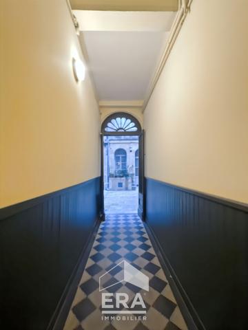 BORDEAUX  PORTE DE BOURGOGNE  A VENDRE Appartement T2 bis