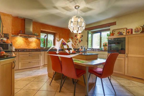 Ferme de charme 8 pièces à Cuvat : 3 chambres + T1 annexe dans un cadre d'exception