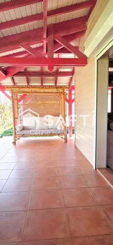 jolie villa en bois avec bungalow indépendant