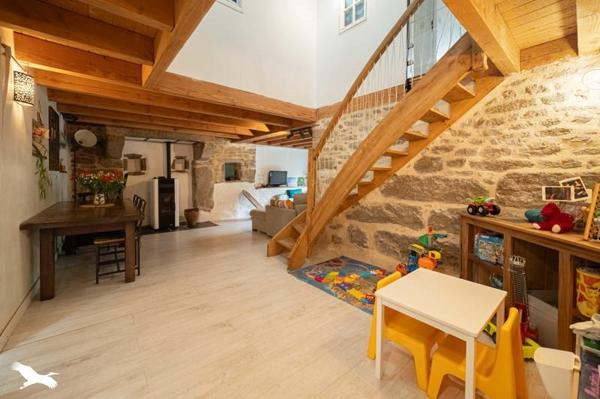 Maison à vendre 241 960 € Plounéour-Ménez 5 p 122 m² DPE C