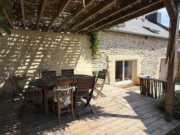 Maison 6 pièces – 115 m² environ à Saint-Méloir-des-Ondes (ref : 31382)