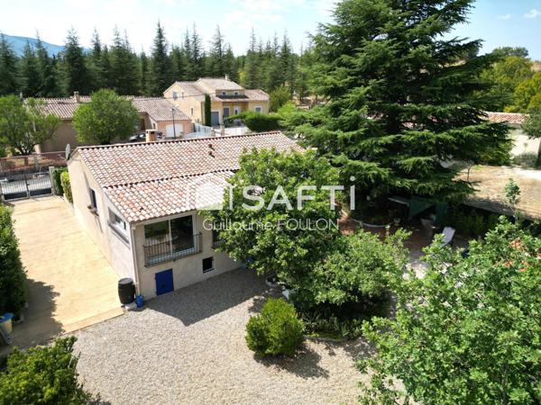 Maison de plain-pied à Céreste en Luberon