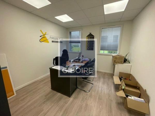 Bureaux - A LOUER - CESSON SEVIGNE (réf : 35.6529)