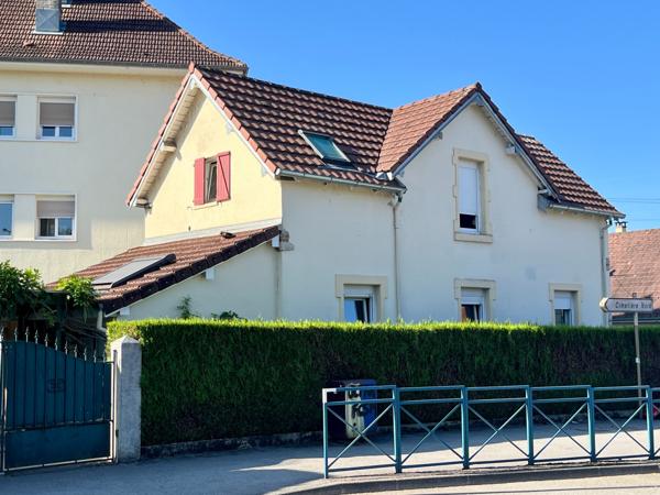 Maison
                                                                                                                                                                                                                                                                                                                        3 pièce(s)                                                                                                                                                                                                          2 chambre(s)                                                                                                                                                                                                          96  m²