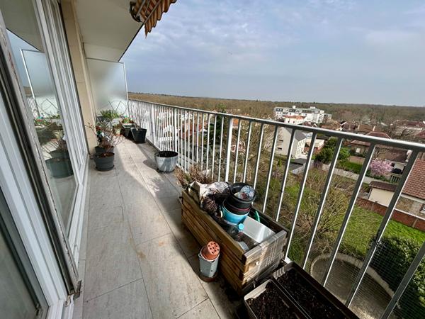 Appartement Acheres 4 pièce(s) 73 m2 €249 000 ** - Référence 9093