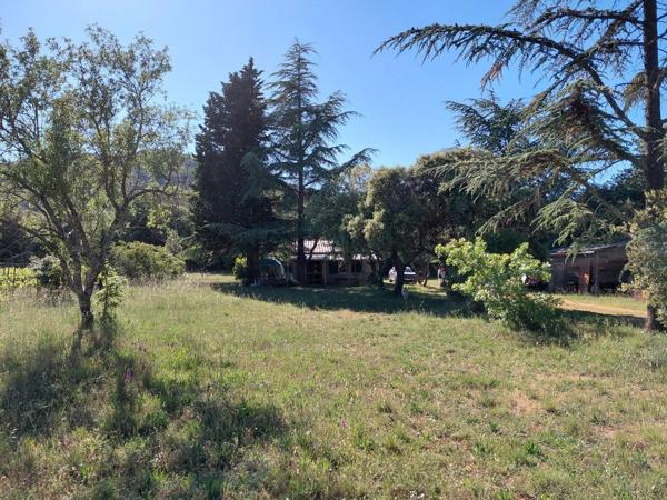 Vente                                                      Maison
                        
                     2 pièces                      34 m2                     à Saint-Maximin-la-Sainte-Baume