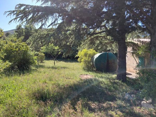 Vente                                                      Maison
                        
                     2 pièces                      34 m2                     à Saint-Maximin-la-Sainte-Baume
