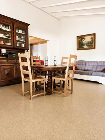 Vente                                                      Maison
                        
                     2 pièces                      34 m2                     à Saint-Maximin-la-Sainte-Baume