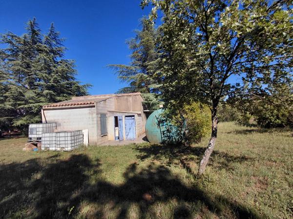 Vente                                                      Maison
                        
                     2 pièces                      34 m2                     à Saint-Maximin-la-Sainte-Baume