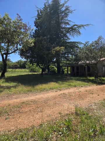 Vente                                                      Maison
                        
                     2 pièces                      34 m2                     à Saint-Maximin-la-Sainte-Baume