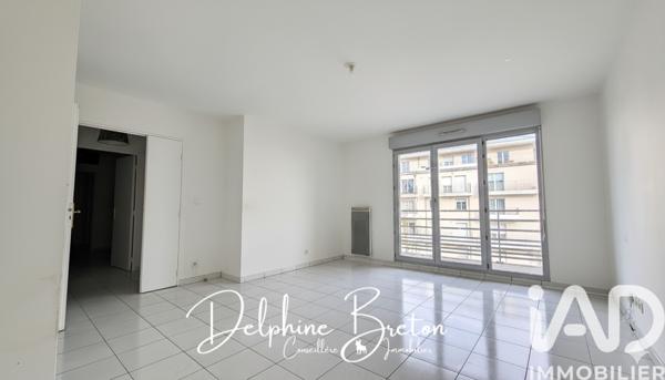 Location appartement 3 pièces 60 m² Mantes-la-Jolie